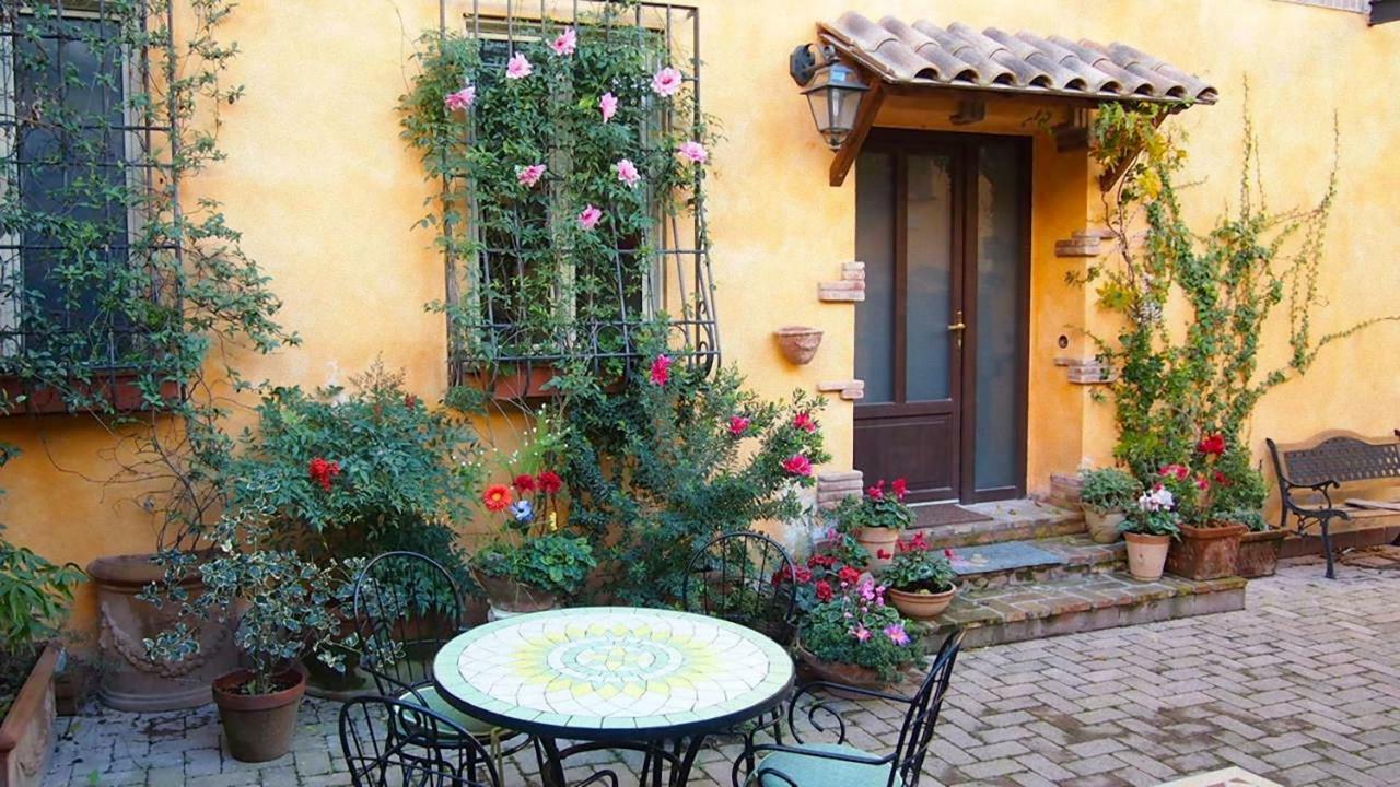 Villa La Piazzetta Di Roma Extérieur photo