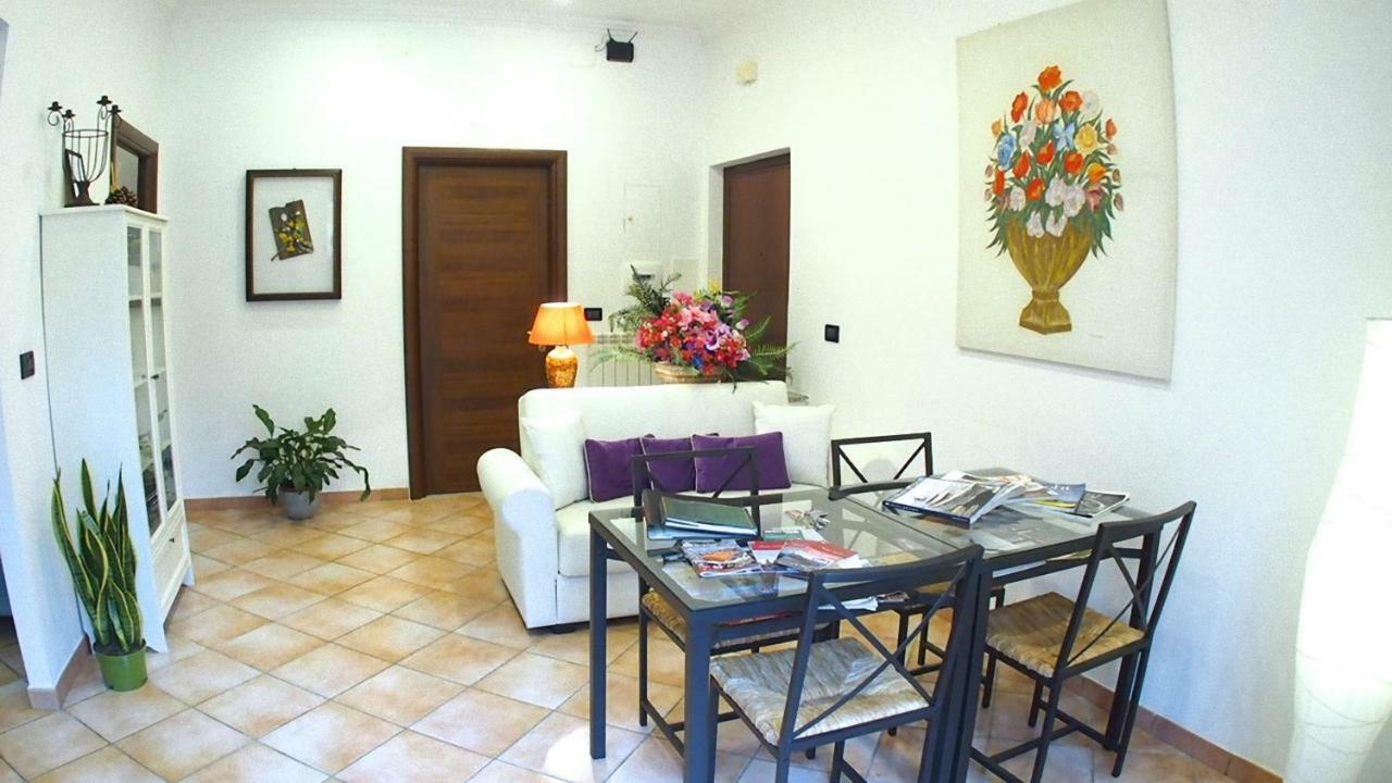 Villa La Piazzetta Di Roma Extérieur photo